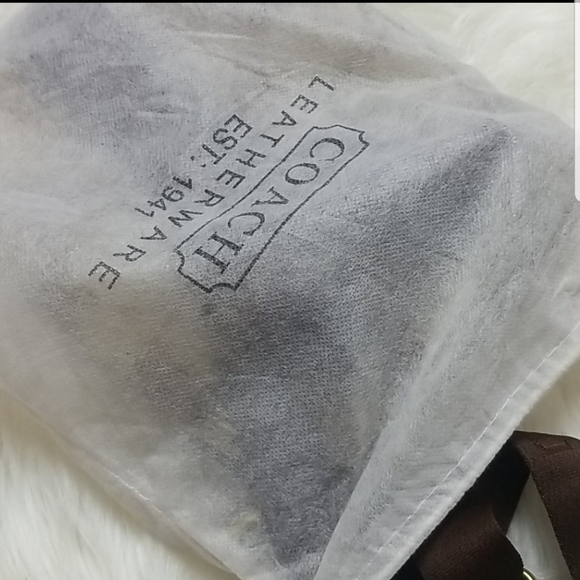 "C" Signature Bag - Picture 7 of 7